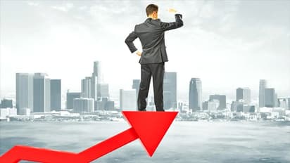 'এই একটি গুণ ছাড়া সাফল্য পাওয়া খুব কঠিন, যে না মানে তার পরাজয় নিশ্চিত', জানায় চাণক্য নীতি