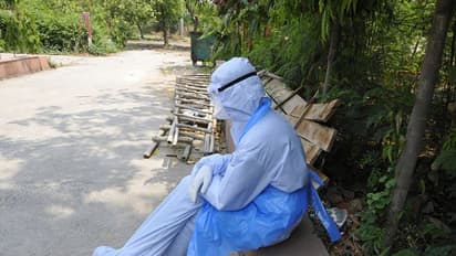 കോഴിക്കോട്ടെ ഏഴ് തദ്ദേശ സ്ഥാപനങ്ങളെ കണ്ടെയ്ന്മെന്റ് സോണില് നിന്ന് ഒഴിവാക്കി; നാലെണ്ണം പട്ടികയില്