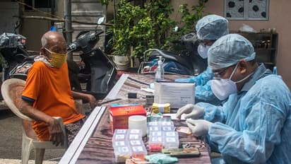 चीन को पछाड़ महाराष्ट्र ने बनाया रिकार्ड, क्या ठाकरे सरकार संक्रमण रोकने में हो गई है फेल