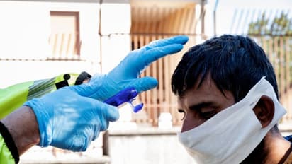 महाराष्ट्र में संक्रमितों की संख्या 50 हजार पार, एक ही दिन में कोरोना के 2553 नए मरीज