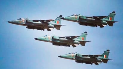 বালাকোটের পর ফের কি পাকিস্তানে আইএএফ-এর এয়ারস্ট্রাইক, রাতভর আতঙ্কে করাচি, দেখুন ভিডিও