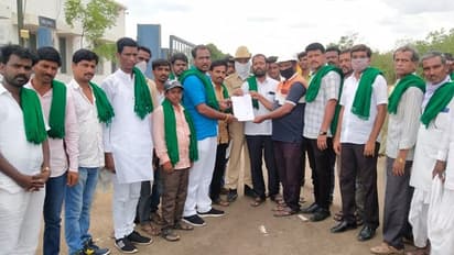 ಯಾದಗಿರಿ: ಕಬ್ಬು ಖರೀದಿ ಹಣ ನೀಡದ ಕಾರ್ಖಾನೆ ವಿರುದ್ಧ ರೈತರ ಪ್ರತಿಭಟನೆ