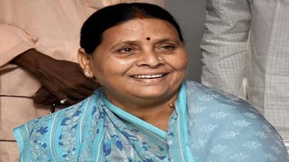 RJD की स्टार कैम्पेनर राबड़ी देवी का CM नीतीश पर हमला, रेप आरोपियों को टिकट देने का लगाया आरोप