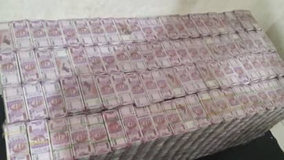 fake currency notes: ரூ.500 கள்ளநோட்டு 100%, ரூ.2,000 நோட்டு 50% அதிகரிப்பு: பணமதிப்பிழப்பு மீது கேள்வி