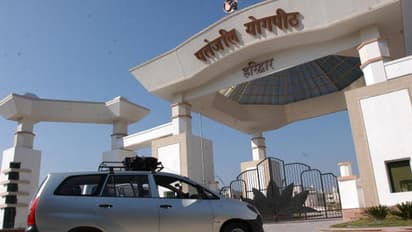 पतंजलि को मिला कोरोना का रामबाण इलाज, एक हजार से ज्यादा संक्रमित मरीजों को ठीक किया