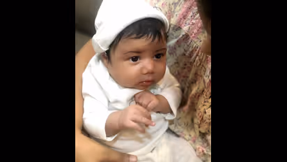 ராஜா ராணி சீரியல் ஜோடியின் குட்டி இளவரசி... ஆல்யா மானசா - சஞ்சீவ் குழந்தையின் க்யூட் போட்டோஸ்...!