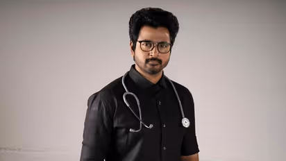 ஏழை மாணவியின் டாக்டர் கனவை நிஜமாக்கிய நடிகர் சிவகார்த்திகேயன்..!