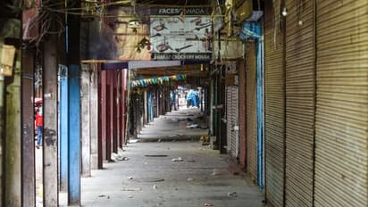 വിശ്വാസികൾക്കും വിദ്യാർത്ഥികൾക്കുമായി ഞായറാഴ്ചത്തെ സമ്പൂർണ്ണ ലോക്ക്ഡൗണിൽ കൂടുതൽ ഇളവുകൾ