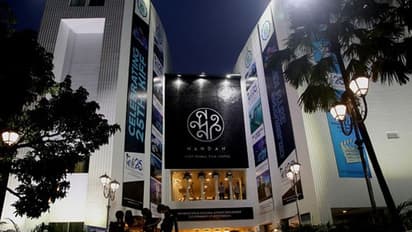 নিয়ম রক্ষার্থে হবে কলকাতা চলচ্চিত্র উৎসব, কমছে বাজেট, কমছে শো-এর সংখ্যা