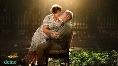 बुजुर्ग को हुआ दोस्त की सास से प्यार, लेकिन 12 साल बाद प्रेमिका सेम नाम वाले दूसरे 'रमेश' को दे बैठी दिल