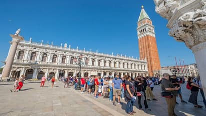 মাত্র ৯৫ টাকায় বিক্রি হচ্ছে একটি আস্ত বাড়ি, তাও আবার ইতালির ছোট্ট শহর চিনকুইফ্রন্ডে