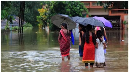 കൊവിഡ് കാലത്തെ പ്രളയ മുൻകരുതൽ; കെട്ടിടം കണ്ടെത്താൻ ബുദ്ധിമുട്ടി പഞ്ചായത്തുകൾ