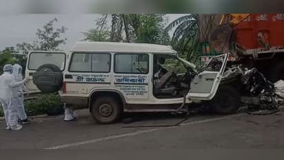 একমাত্র 'করোনা অ্যাম্বলেন্স' চালকের মৃত্যু, মর্মান্তিক দুর্ঘটনায় শোকস্তব্ধ কোলাঘাট