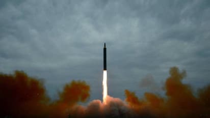 এক বছরে নতুন ১০ অস্ত্র, তাও পারমাণবিক শক্তিতে চিনের থেকে পিছিয়ে ভারত, এগিয়ে পাকিস্তানও