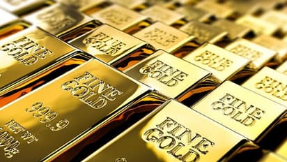 মাসের শুরুতেই বড় ধাক্কা, সোনার পাশাপাশি ৫০ হাজার ছাড়াল রূপোর দামও