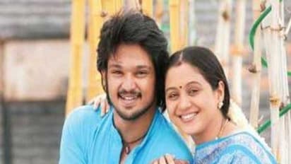 தண்ணீர் தொட்டியில் பிரசவம்... நடிகர் நகுல் மனைவியை தாறுமாறாக விமர்சித்தவருக்கு கிடைத்த நெந்தியடி பதில்....!