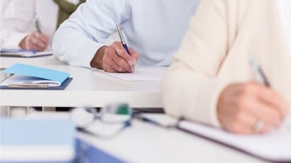 ಅಂತಿಮ ವರ್ಷದ ಸೆಮಿಸ್ಟರ್​ ಪರೀಕ್ಷೆ ರದ್ದುಪಡಿಸಿದ ವಿಶ್ವವಿದ್ಯಾಲಯ