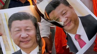 ৩০০টি পণ্যে বাড়তে পারে আমদানী শুল্ক, চিন-কে কোনঠাসা করতে আসতে পারে নিষেধাজ্ঞাও