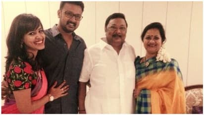 மு.க.அழகிரி மகனுக்கு திமுகவில் புதிய பதவி... வழிக்கு வந்த மு.க.ஸ்டாலின்..!