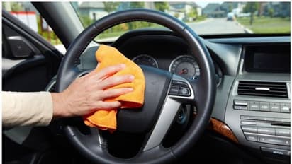 കൊവിഡ് ജാഗ്രത; കാറുകള് അണുവിമുക്തമാക്കണമെന്ന് റോഡ് ട്രാന്സ്പോര്ട്ട് അതോരിറ്റി