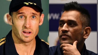 ধোনির রাগ দেখে চাকরি হারানোর ভয় পেয়েছিলেন মাইক হাসি