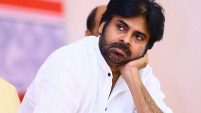 కాపు కోటాకి వైఎస్ జగన్ ఎసరు: పవన్ కళ్యాణ్ సంచలన వ్యాఖ్యలు