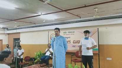 ರಾಜ್ಯ ಬಿಜೆಪಿ ಕಚೇರಿಯಲ್ಲಿ ಯೋಗ ದಿನಾಚಣೆ: ಇಲ್ಲಿವೆ ಫೋಟೋಸ್