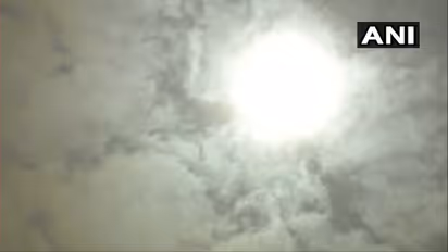 দেশের বিভিন্ন স্থানে সূর্যগ্রহণের বিভিন্ন রূপ, রইল বিরল এই মহাজাগতিক দৃশ্যের অসাধারণ চিত্র