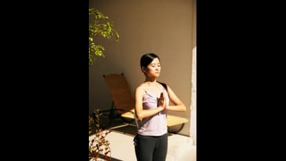 10 ನಿಮಿಷ ಸೂರ್ಯ ನಮಸ್ಕಾರದಿಂದ ಕೊರೋನಾ ಕಾಲದ ಟೆನ್ಷನ್‌ ಕಡಿಮೆ!