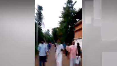 'ഷുക്കൂറിനെ കൊന്ന പൊന്നരിവാൾ അറബി കടലിൽ എറിഞ്ഞിട്ടില്ല'; മലപ്പുറത്ത് കൊലവിളി മുദ്രാവാക്യങ്ങളുമായി ഡിവൈഎഫ്ഐ