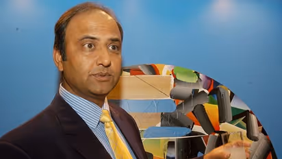 আইপিএল নিলামে বদলে গেল সঞ্চালক, হিউ এডমিডসের পরিবর্তে এলেন চারু শর্মা