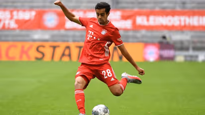 বায়ার্নের প্রথম একাদশে জায়গা করে স্বপ্নপূরণ করলেন ভারতীয়  বংশোদ্ভূত সরপ্রীত সিং