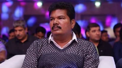 'യന്തിരന്‍' കേസ്: സംവിധായകൻ ഷങ്കറിനെതിരെ ജാമ്യമില്ലാ വാറണ്ട്