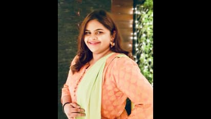 கொழு கொழுன்னு இருந்த வித்யுலேகா ராமனா இது?... 30 கிலோ வரை எடையை அசால்டாக குறைத்து ஆளே மாறிட்டாரே....!