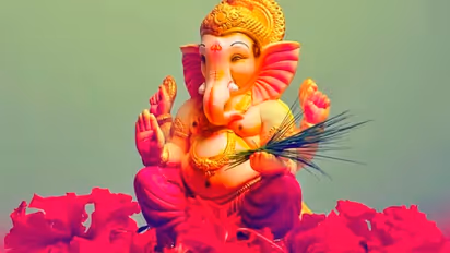 Vastu Tips: জেনে নিন বাড়ির কোথায় গণেশ মূর্তি রাখবেন, রইল বাস্তু মতে গণেশ মূর্তি রাখার দিক নির্দেশ