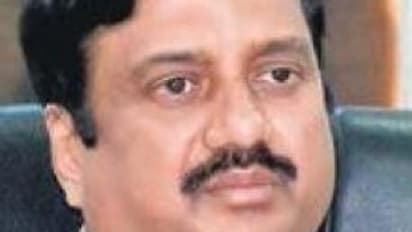 4వేల కోట్ల స్కాంలో ఇరుక్కున్న ఐఏఎస్ అధికారి సూసైడ్