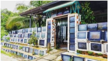 വിചിത്രമായ ഒരു മതില്‍, നിര്‍മ്മിച്ചിരിക്കുന്നത് പഴയ ടെലിവിഷനുകള്‍ കൊണ്ട്...