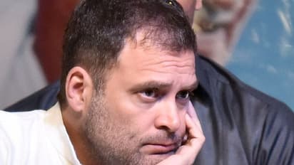 कांग्रेस में सोनिया के बाद राहुल गांधी बने अध्यक्ष, कांग्रेस में उठने लगी है आवाज