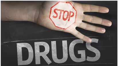 കുട്ടികളിലെ ലഹരി ഉപയോഗം; രക്ഷിതാക്കൾ ശ്രദ്ധിക്കേണ്ട ചിലത്...