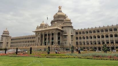 ಕರ್ನಾಟಕದಲ್ಲಿ ಕೊರೋನಾ 2ನೇ ಅಲೆ: ಪ್ರಮುಖವಾಗಿ 6 ಜಿಲ್ಲೆಗಳಿಗೆ ಸರ್ಕಾರ ಖಡಕ್ ಸೂಚನೆ