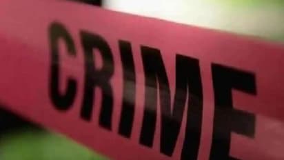 நடத்தையில் சந்தேகம்... அதிகாலையில் மனைவியை துடிதுடிக்க கொன்ற கணவர்..!