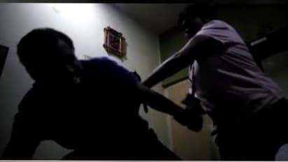 সল্টলেকে বৌ-এর হাতে বেধড়ক মার-সিগারেটের ছ্যাঁকা, যন্ত্রনায় ছটফট অবস্থায় থানায় গেলেন স্বামী