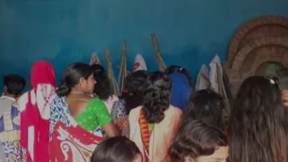 'করোনা ভাইরাস থেকে মুক্তি দাও', বিপদতারিণীর কাছে প্রার্থনা বঙ্গবাসীর