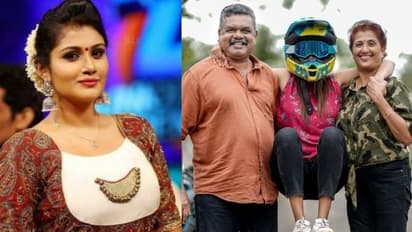 'ഇതാണ് എന്റെ കുടുംബം, സിംപിൾ ആണ് പക്ഷെ പവർഫുള്ളാണ്'; ചിത്രം പങ്കുവച്ച് എലീന