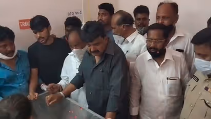 ముఖ్య అనుచరుడి దారుణ హత్య... మృతదేహం వద్ద బోరున విలపించిన మంత్రి నాని (వీడియో)