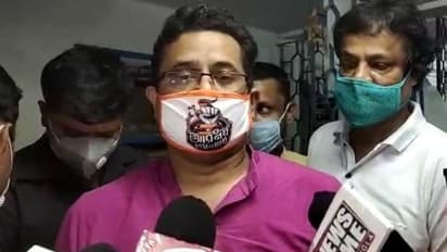 আক্রান্ত বিজেপি নেতাকে দেখতে বাধা,এবার সৌমিত্র খাঁকে আটকালো পুলিশ