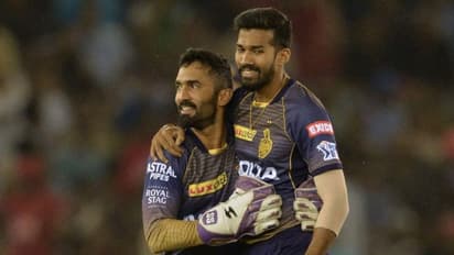 മലയാളി താരം സന്ദീപ് വാര്യരെ നിലനിര്‍ത്തി കൊല്‍ക്കത്ത