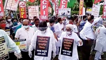 করোনা-ত্রাণ দুর্নীতি নিয়ে উত্তাল রাজ্য়,পেট্রোলের দাম বৃদ্ধিতে পথে বাম-কংগ্রেস