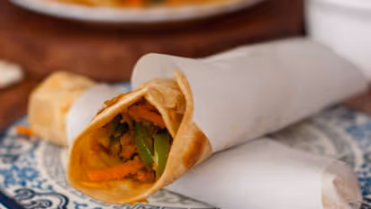 'ചപ്പാത്തി വെജ് റോൾ' കിടു ടേസ്റ്റാണ് കേട്ടോ, ഉണ്ടാക്കി നോക്കിയാലോ...