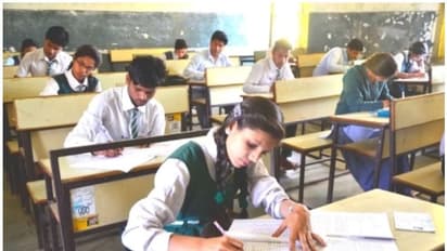 കർണാടകയിൽ എസ്എസ്എൽസി പരീക്ഷയെഴുതിയ 33 വിദ്യാർത്ഥികൾക്ക് കൊവിഡ്